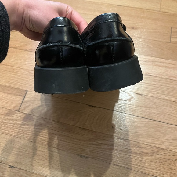 Dolce Vita Black Women's Loafers - Picture 6 of 6